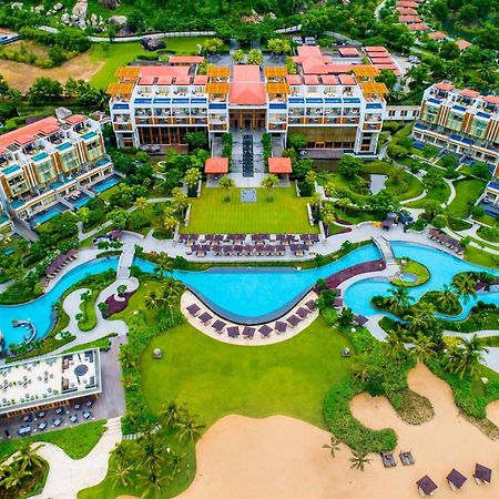 Hotel Angsana Lang Co Extérieur photo